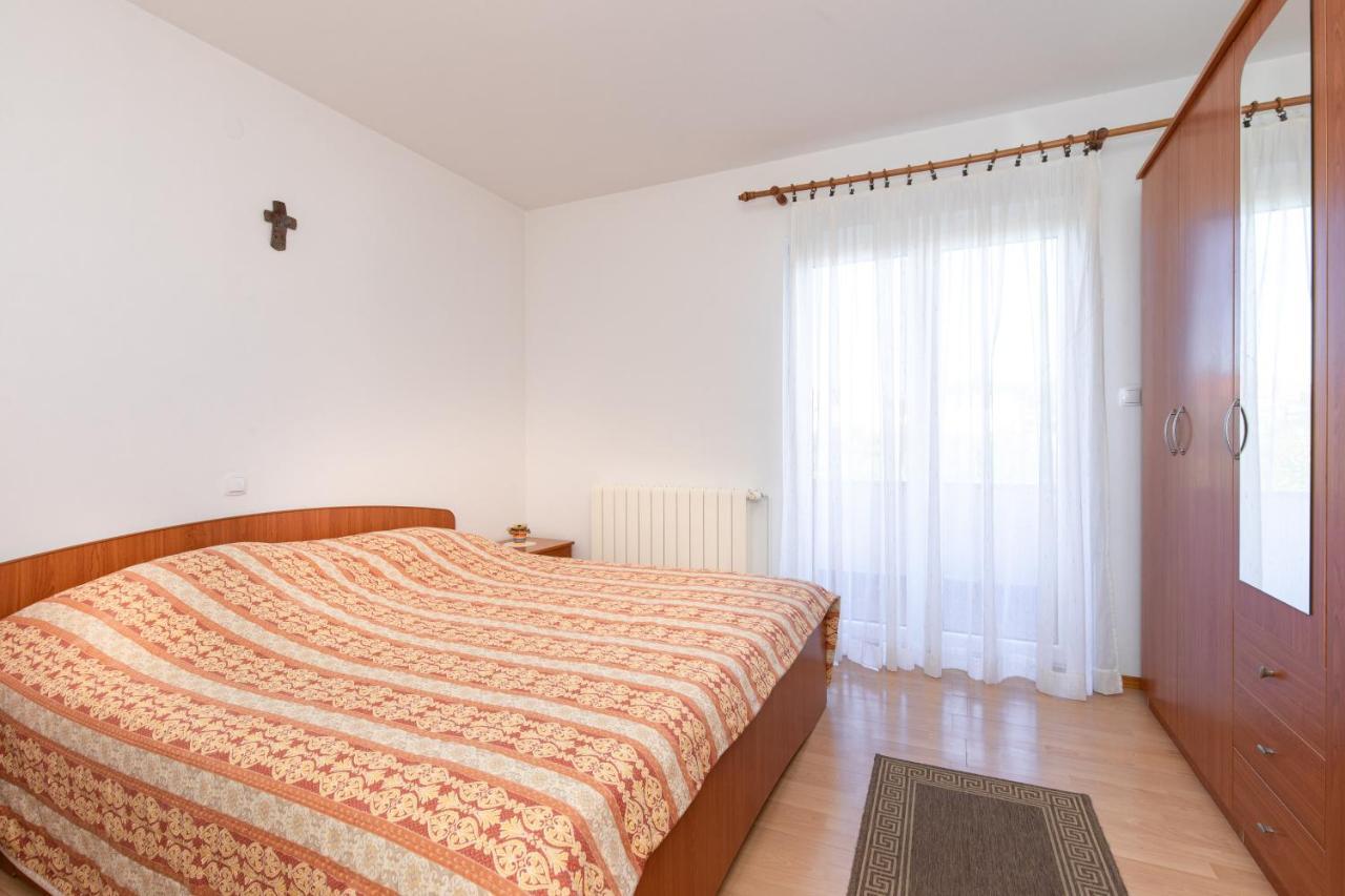 2-Bedroom Krk Apartment - Near Krk Beaches & Town! Krk Town Luaran gambar